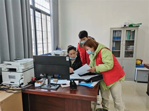 湖北襄阳丨谷城县科技志愿服务队深入社区开展疫情防控志愿服务