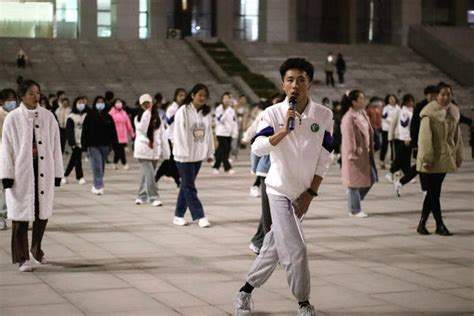 广场舞不能想跳就跳了 上海出台广场舞条例规范明年开始实施_PP视频体育频道