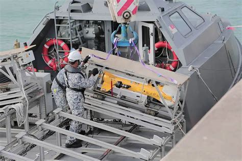 Navy of Singapore has conducted operational tests with its Mine ...