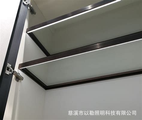 LED黑色方型玻璃层板灯 橱柜层板灯 LED发光玻璃层板铝框玻璃层板 ...