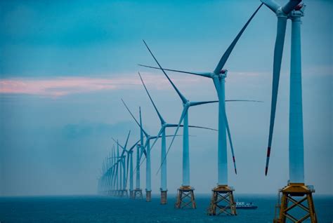 中广核阳江南鹏岛40万千瓦海上风电项目全容量并网
