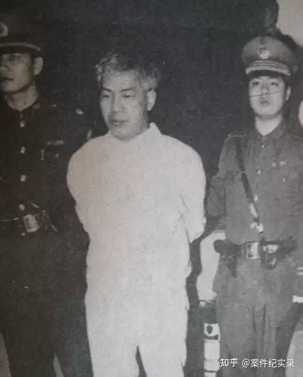 服刑40年会老死监狱的香港雨夜屠夫：1983年3月3日林过云案开审_萨沙讲史堂_新浪博客