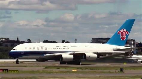 中国南方航空A380-841 B-6136航班