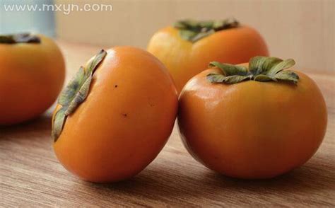 柿子怎么催熟最简单的方法好看又不涩苦-柿子怎么催熟又脆又甜-趣丁网