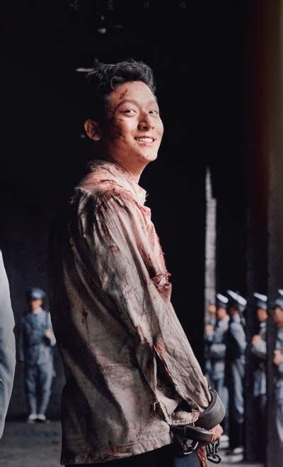 《觉醒年代》陈乔年的饰演者才17岁，一换上古装像变了个人