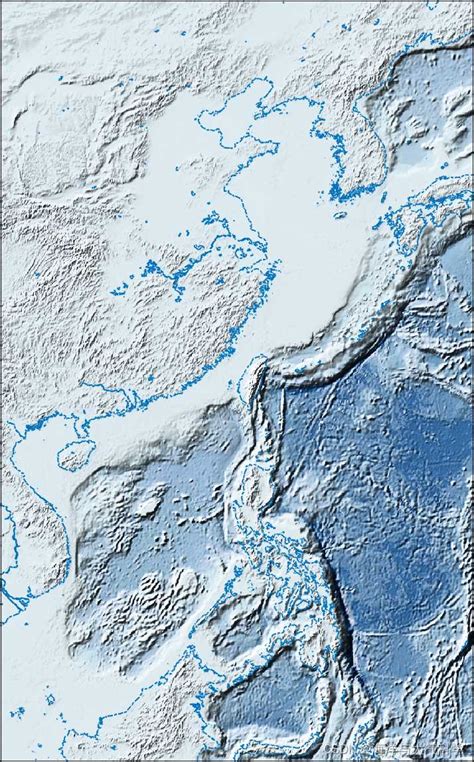中国近海盆地油气地质特征及勘探开发进展