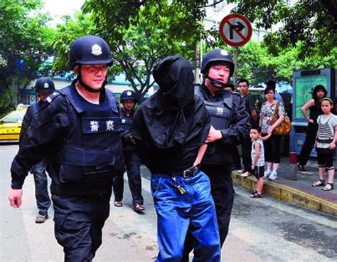 武汉警方抓获一级“钉子”逃犯：跨境跨省遥控贩毒_凯迪网资讯