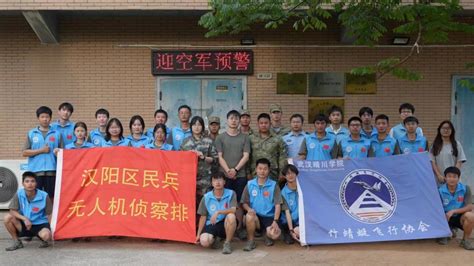 黄陂卫生学校2020新生在营地举行军训活动_红安青少年研学实践教育营地