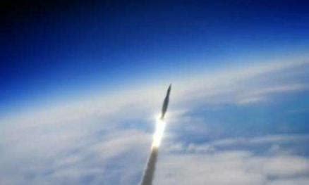 镇国神器东风-41洲际导弹，可携带10枚核弹头，打击范围覆盖全球__财经头条