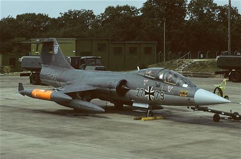 寡妇制造者：洛克希德F-104“星“式超音速战斗机
