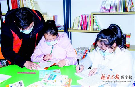 宜昌：志愿者办起公益托管班--湖北文明网