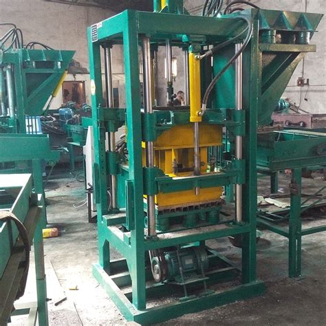 多功能制砖机(1500D) - 天津市建鹏液压机械有限责任公司 - 化工设备网