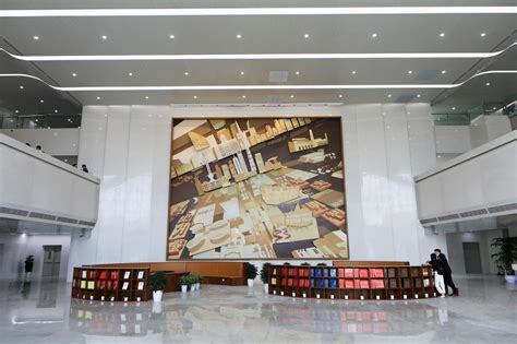 上海市档案馆新馆投入运行，打造为互动开放的“城市忆空间”|界面新闻