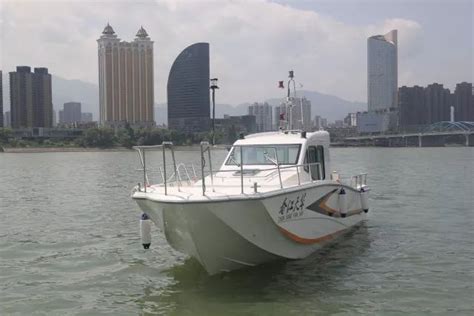 Xtenders__豪华私人游艇，可以让你观赏海上全景 - 普象网