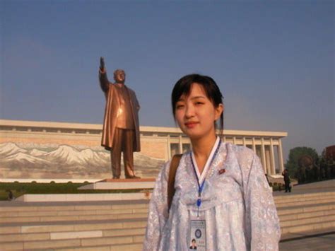 神秘的朝鲜女导游 令人“惊艳”_频道_凤凰网