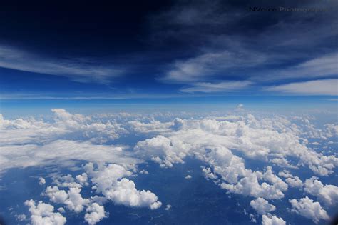 云层美景图片-云层之上的美丽天空景色素材-高清图片-摄影照片-寻图免费打包下载