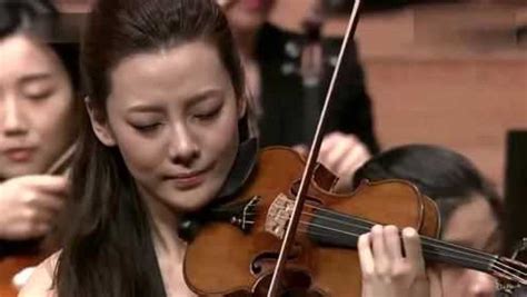 马斯勒小提琴经典名曲《沉思曲》康珠美现场版，太美了！