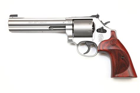 Smith & Wesson Model 686 Deluxe 3 inch 7 Shot 3... for sale