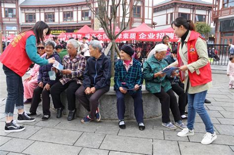 贵州黔西：美丽乡村入画来-人民图片网