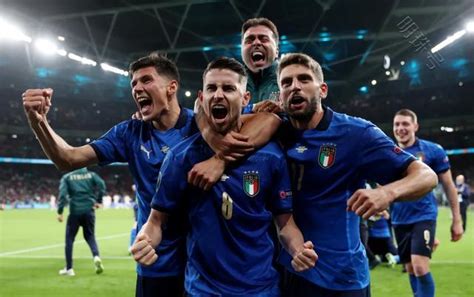 2020欧洲杯决赛：意大利点球大战击败英格兰，时隔53年再夺欧洲杯！恭喜意大利队！！！恭喜大家收米！完美收官！期待奥运的到来！ - 知乎