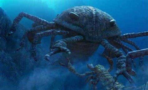 深海两万米到底有多恐怖，海底会存在着深海巨兽吗？_哥斯拉