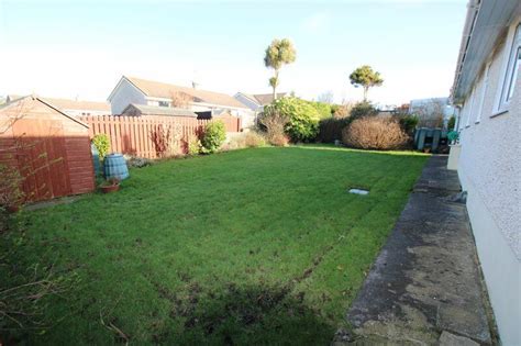 3 bedroom detached bungalow for sale in Cashel Rock, 44 Friary Park ...