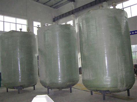 玻璃钢反应罐--潍坊市鑫利达玻璃钢有限公司,玻璃钢,冷却塔,玻璃钢罐,玻璃钢管道,玻璃钢风机