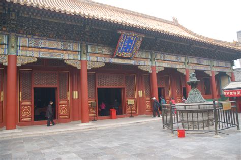 北京雍和宫藏的法物和法器