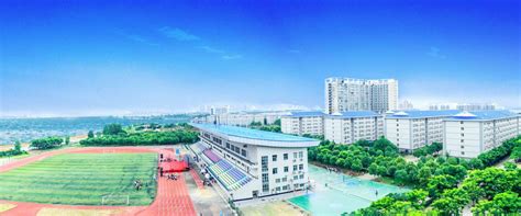 武汉工商学院20周年校庆庆典时间变更公告（第二号）