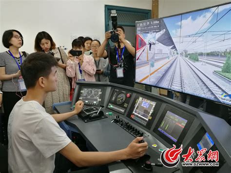 教学楼-武汉铁路职业技术学院