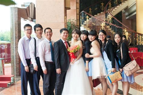 适合参加婚礼的衣服注意事项有哪些 - 中国婚博会官网