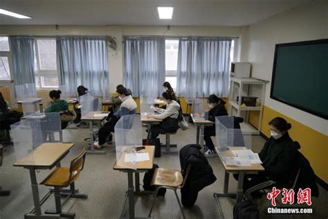 韩国HSK考试疫情下如期举办_新浪图片