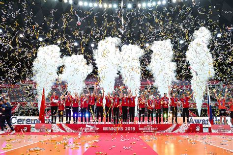 回顾中国女排世锦赛征程 五连冠时代最辉煌--体育--人民网
