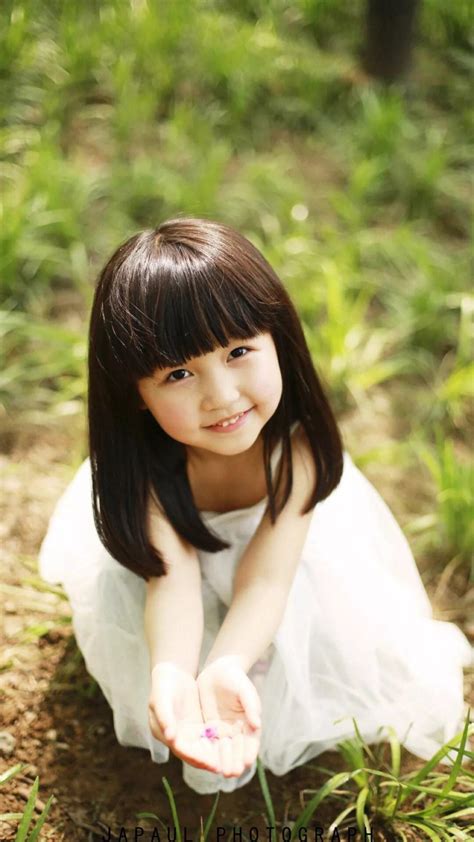 儿童节霸屏的日本小女孩，如今已长成翩翩少女了！