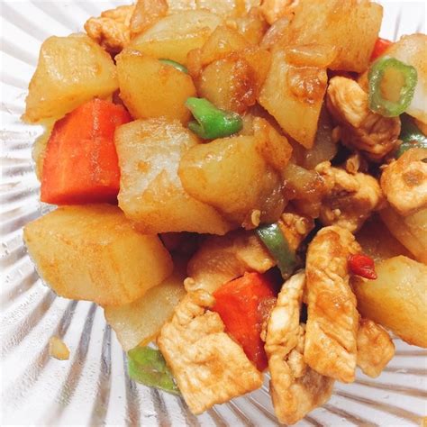 【土豆炖鸡胸肉的做法步骤图，怎么做好吃】阿瑶ayu_下厨房