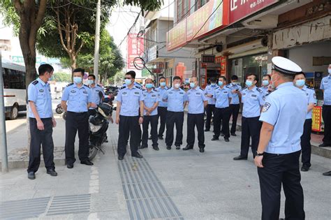 崇左市公安局举行升旗仪式等系列活动庆祝中国人民警察节