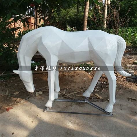 玻璃钢马，公园动物雕塑_河北卓景雕塑公司