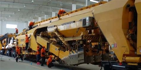 南京：检修列车设备 保障运输安全_时图_图片频道_云南网