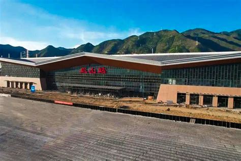 重庆巫山站工程案例_河南省国铁新材料有限公司