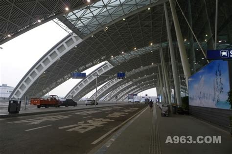 成都双流国际机场举行首次交响乐快闪活动-中国民航网