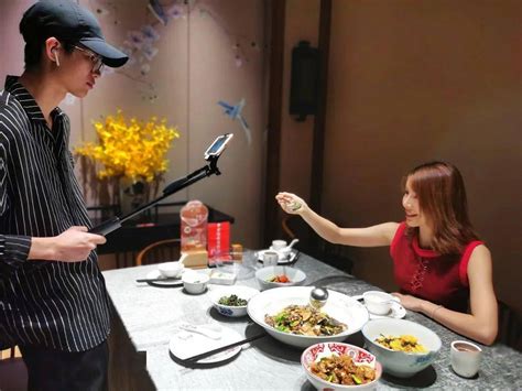 美食节 | 网红大咖探店打榜，助力番禺餐饮业复苏_广州