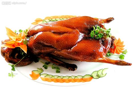 北京脆皮烤鸭做法_脆皮烤鸭技术培训_新东方烤鸭培训