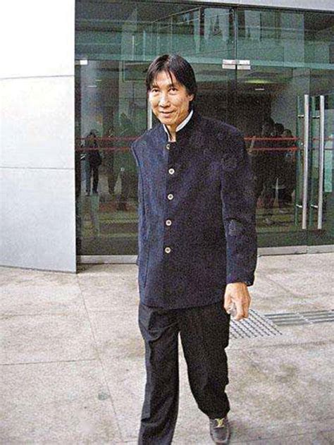他是香港黑帮教父，亲历李连杰经纪人被杀…_手机凤凰网