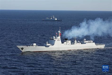 中俄“海上联合—2019”军事演习陆战分队军事竞赛举行