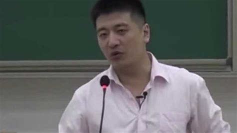 张雪峰的这段演讲值得反复观看，网友：经历过了社会毒打才明白_凤凰网视频_凤凰网