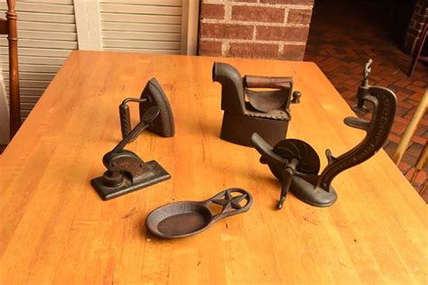 Companies Estate Sales - Group Lot Of Vintage Metal Objects