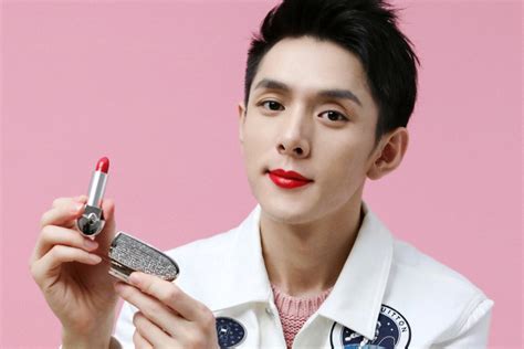 Who is Li Jiaqi the KOL Makeup Leader Awarded TIME Next100?
