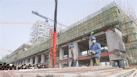 和田市2023年建设工程安全生产工作会在和田项目召开-西安建工绿色建筑集团有限公司