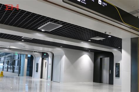 工程案例：肇庆东站交通枢纽综合体天花装饰