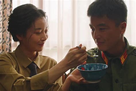 韩国R级伦理电影，女人十年后离婚找初恋，对方却要结婚了！